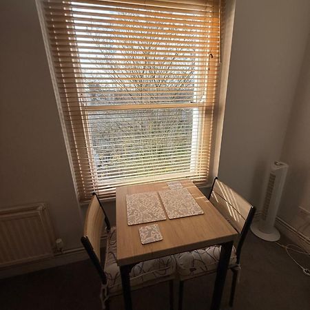 Cosy Victorian Guest Room Londra Esterno foto