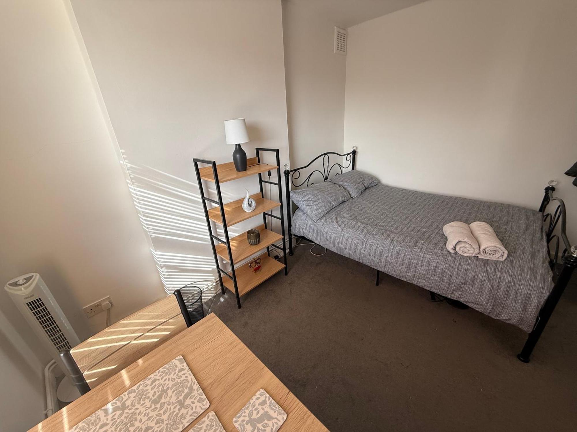 Cosy Victorian Guest Room Londra Esterno foto